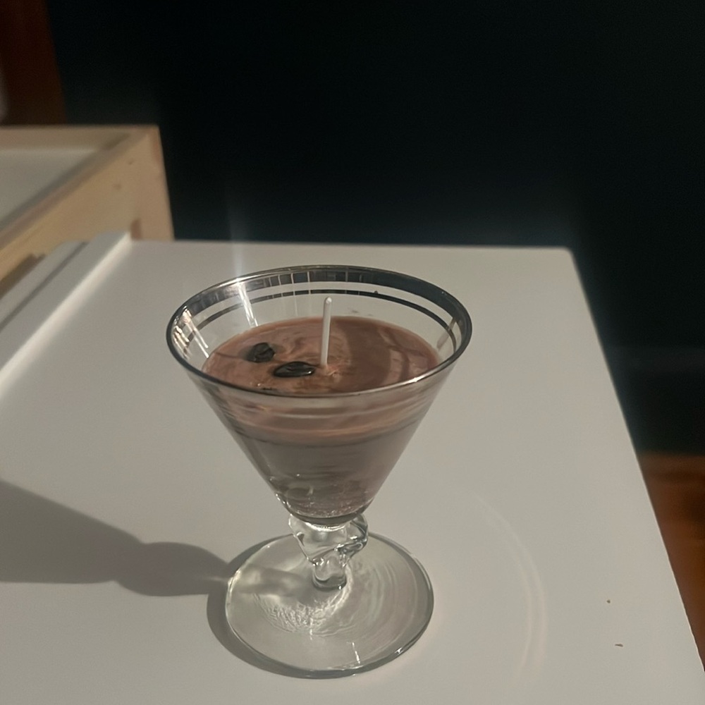 Espresso martini candle